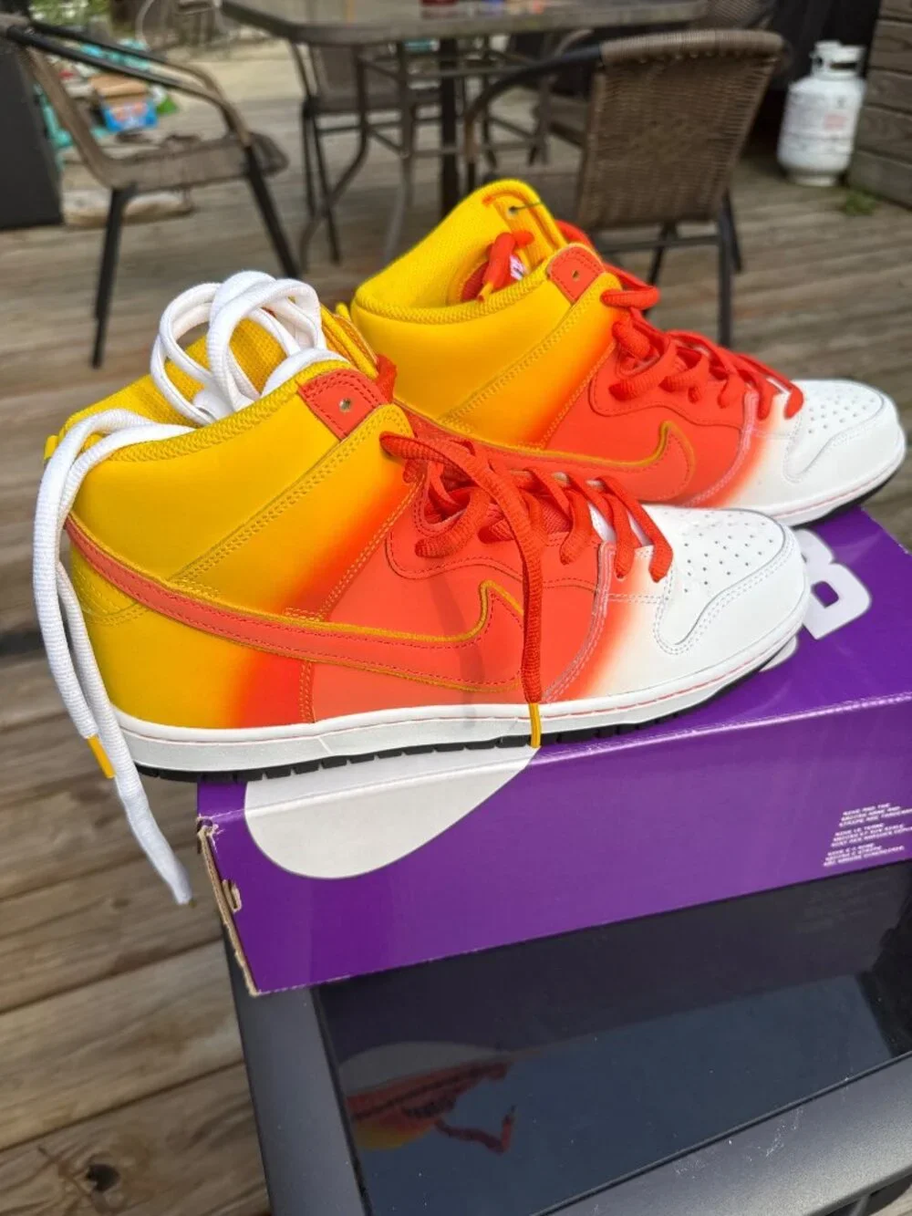 Nike SB Dunk High Pro Amarillo/Orange Gradient Mens Sneakers - Size 11.5 US - Ne